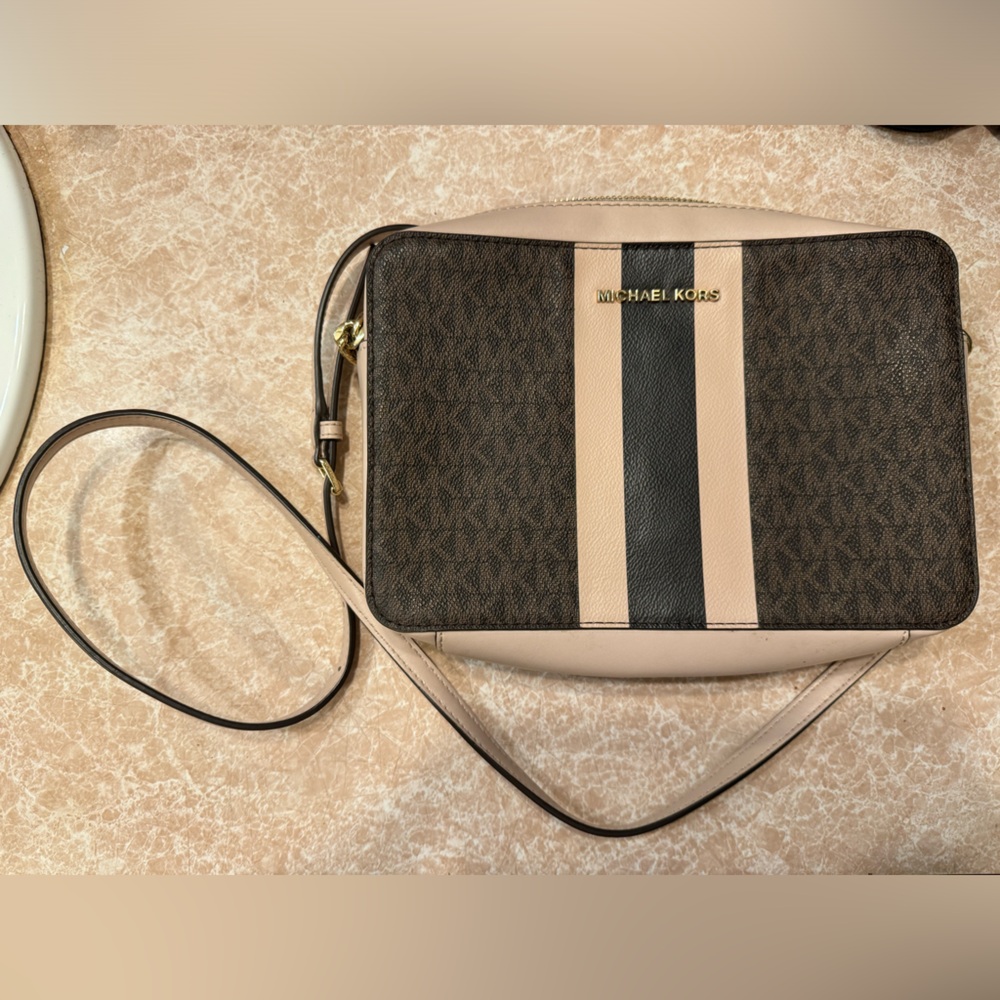 Michael Kors Crossbody Purse
